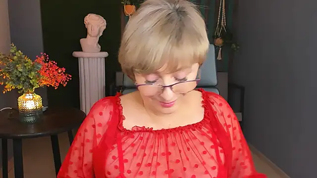 sugar vivien online show from 12-19-24, 04:24