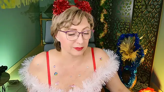 sugar vivien online show from 12-25-24, 12:15