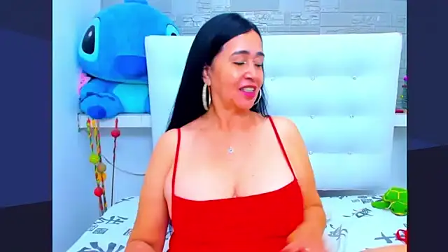 Snapshot of HorniestMilf chatting on 01-11-25, 04:48 HorniestMilf online show from 01-11-25, 04:48