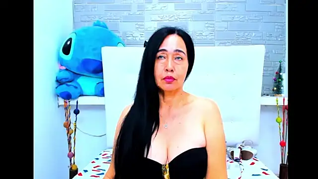 Snapshot of HorniestMilf chatting on 02-14-25, 04:04 HorniestMilf online show from 02-14-25, 04:04