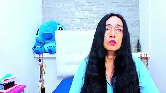 Snapshot of HorniestMilf chatting on 09-29-25, 08:46 HorniestMilf online show from 09-29-25, 08:46