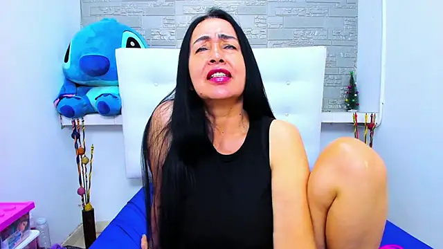 Snapshot of HorniestMilf chatting on 10-05-25, 03:54 HorniestMilf online show from 10-05-25, 03:54