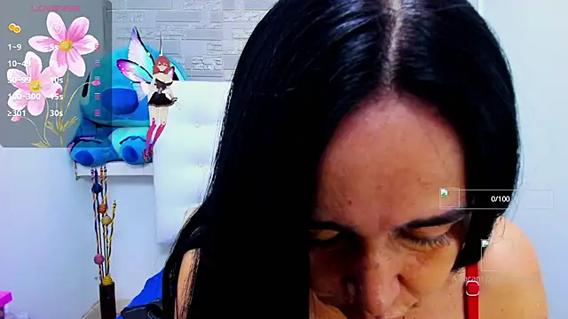 Snapshot of HorniestMilf chatting on 10-25-25, 08:58 HorniestMilf online show from 10-25-25, 08:58