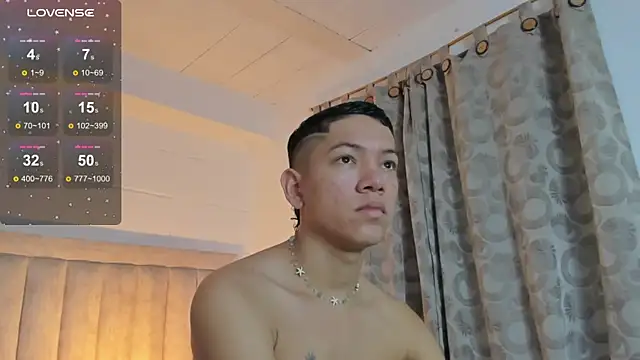 Snapshot of JulianRose_1 chatting on 01-09-25, 11:03 JulianRose 1 online show from 01-09-25, 11:03