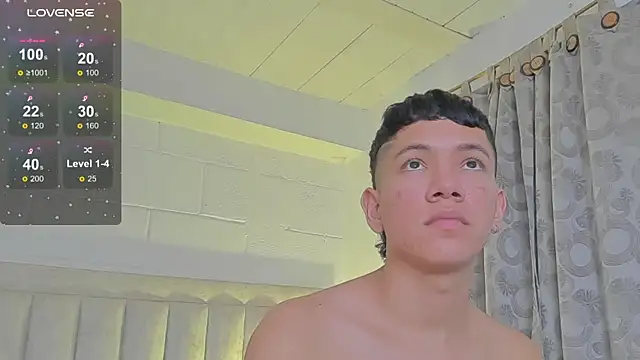 Snapshot of JulianRose_1 chatting on 01-29-25, 03:47 JulianRose 1 online show from 01-29-25, 03:47