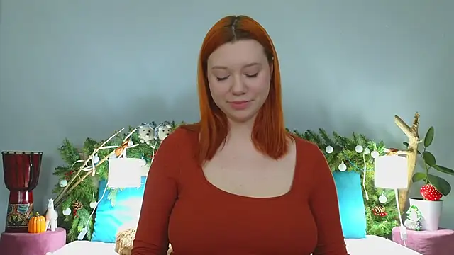 Snapshot of MileyMiller chatting on 12-11-24, 02:33 MileyMiller online show from 12-11-24, 02:33