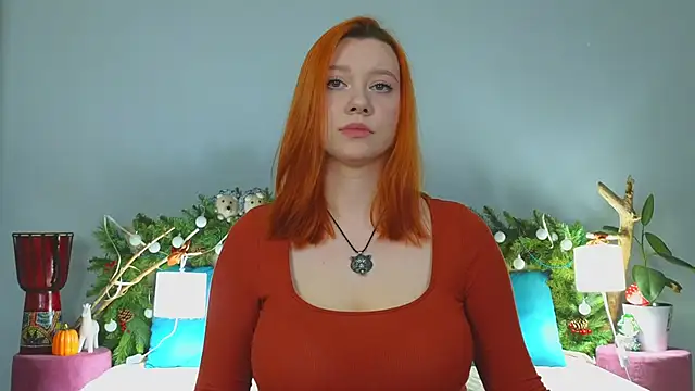 Snapshot of MileyMiller chatting on 12-15-24, 11:55 MileyMiller online show from 12-15-24, 11:55