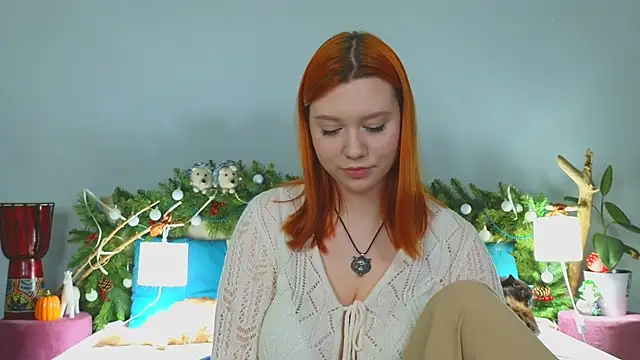 Snapshot of MileyMiller chatting on 12-15-24, 02:59 MileyMiller online show from 12-15-24, 02:59