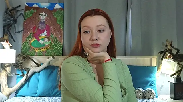 Snapshot of MileyMiller chatting on 11-04-25, 10:03 MileyMiller online show from 11-04-25, 10:03