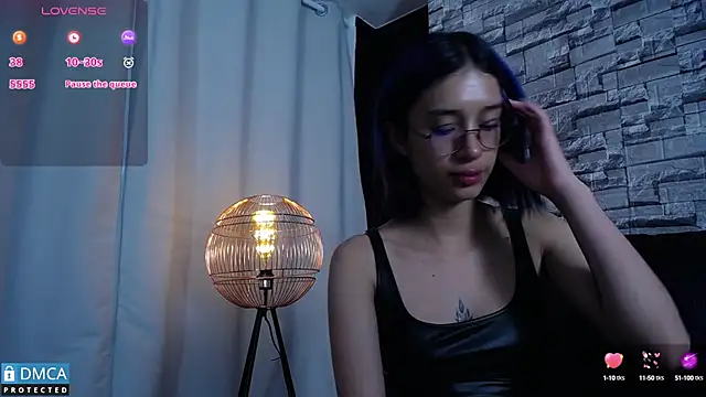 Snapshot of BellaOdisea chatting on 02-05-25, 08:25 BellaOdisea online show from 02-05-25, 08:25