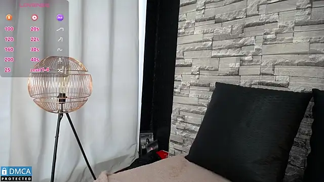 Snapshot of BellaOdisea chatting on 02-19-25, 04:33 BellaOdisea online show from 02-19-25, 04:33