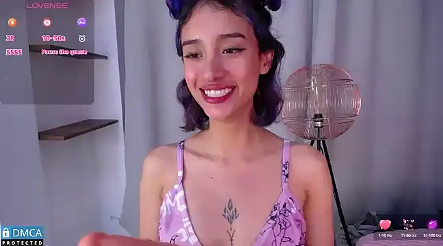 Snapshot of BellaOdisea chatting on 03-15-25, 05:19 BellaOdisea online show from 03-15-25, 05:19