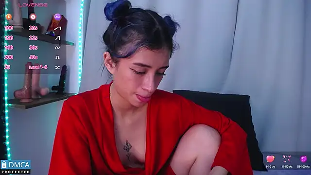 Snapshot of BellaOdisea chatting on 03-18-25, 11:09 BellaOdisea online show from 03-18-25, 11:09