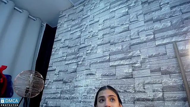 Snapshot of BellaOdisea chatting on 03-22-25, 05:49 BellaOdisea online show from 03-22-25, 05:49