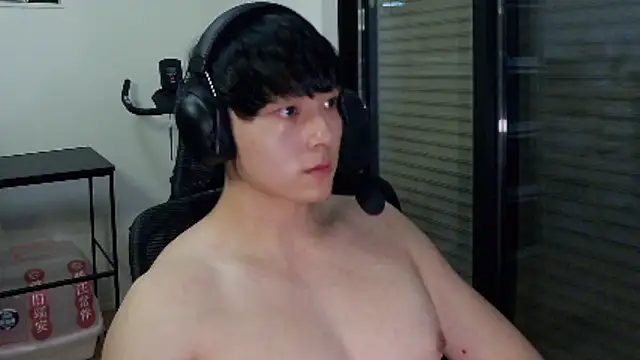 Snapshot of Tkcqcc chatting on 03-01-26, 01:13 Tkcqcc online show from 03-01-26, 01:13