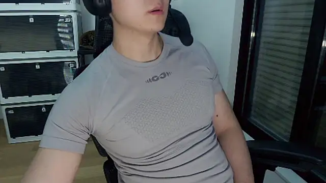 Snapshot of Tkcqcc chatting on 03-24-26, 01:38 Tkcqcc online show from 03-24-26, 01:38