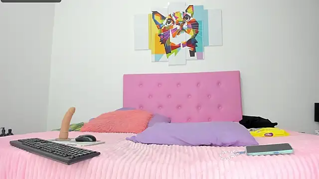 Snapshot of gatica_cat chatting on 02-28-25, 04:42 gatica cat online show from 02-28-25, 04:42