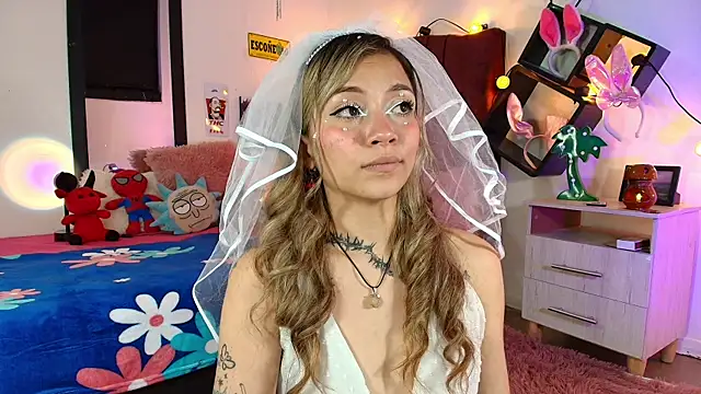 alisson zafiro  online show from 03-13-25, 06:16