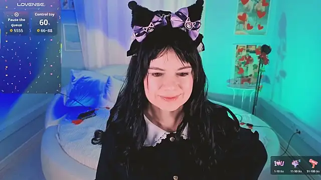 Snapshot of Lil_Amelie chatting on 02-18-26, 09:16 Lil Amelie online show from 02-18-26, 09:16