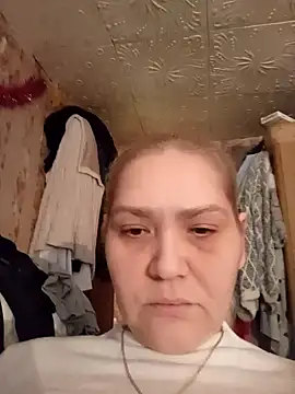 Minna Jeannie online show from 12-24-24, 03:27