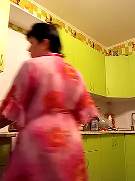 Snapshot of FantasyMichelle chatting on 01-04-25, 06:41 FantasyMichelle online show from 01-04-25, 06:41