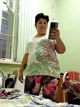 Snapshot of FantasyMichelle chatting on 01-28-25, 01:16 FantasyMichelle online show from 01-28-25, 01:16