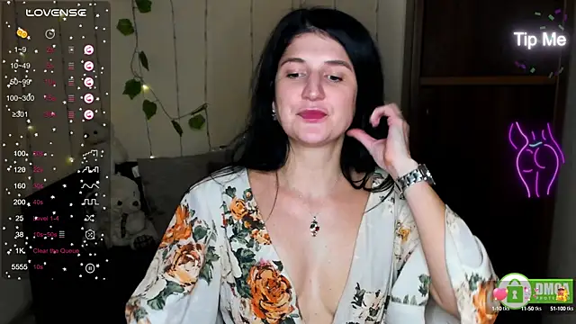 Alianna Solo Kisses online show from 02-04-25, 03:26
