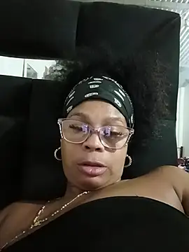 Melanie candy  online show from 02-06-26, 12:26