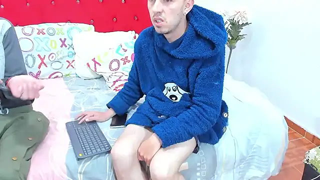 big-dicktop23 online show from 12-28-24, 04:08