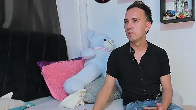 big-dicktop23 online show from 05-01-26, 04:06