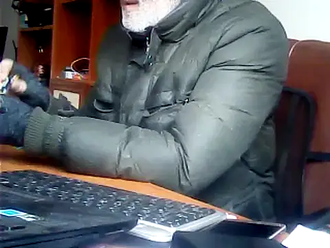 Snapshot of zormen355 chatting on 02-05-25, 01:11 zormen355 online show from 02-05-25, 01:11