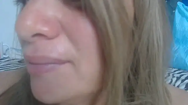 Elza Blonde online show from 04-29-26, 02:21