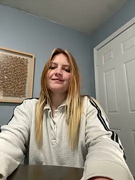 Snapshot of PhatAssBlond chatting on 12-01-24, 08:42 PhatAssBlond online show from 12-01-24, 08:42