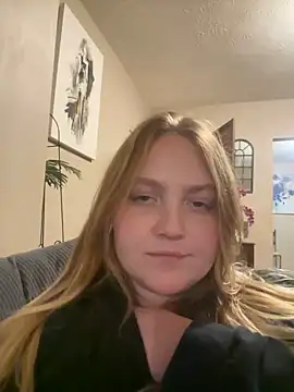 Snapshot of PhatAssBlond chatting on 12-05-24, 03:26 PhatAssBlond online show from 12-05-24, 03:26