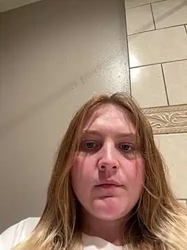 Snapshot of PhatAssBlond chatting on 12-08-24, 06:01 PhatAssBlond online show from 12-08-24, 06:01