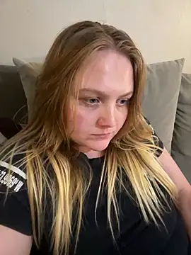 Snapshot of PhatAssBlond chatting on 02-16-25, 04:20 PhatAssBlond online show from 02-16-25, 04:20