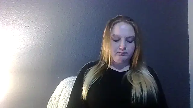 Snapshot of PhatAssBlond chatting on 02-22-25, 05:02 PhatAssBlond online show from 02-22-25, 05:02