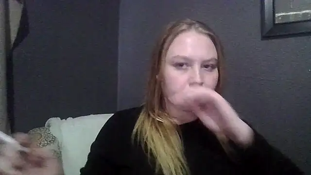 Snapshot of PhatAssBlond chatting on 02-22-25, 08:42 PhatAssBlond online show from 02-22-25, 08:42