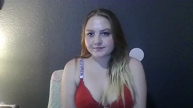 Snapshot of PhatAssBlond chatting on 02-28-25, 01:15 PhatAssBlond online show from 02-28-25, 01:15