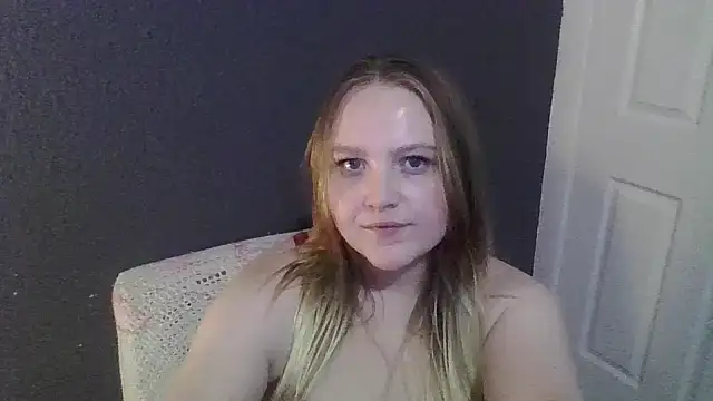 Snapshot of PhatAssBlond chatting on 03-01-25, 06:13 PhatAssBlond online show from 03-01-25, 06:13