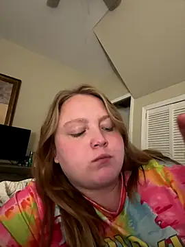 Snapshot of PhatAssBlond chatting on 09-18-25, 08:11 PhatAssBlond online show from 09-18-25, 08:11