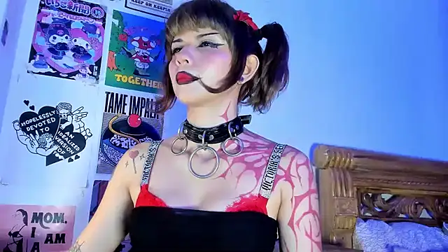 Snapshot of yourrosenrot chatting on 09-24-25, 02:04 yourrosenrot online show from 09-24-25, 02:04