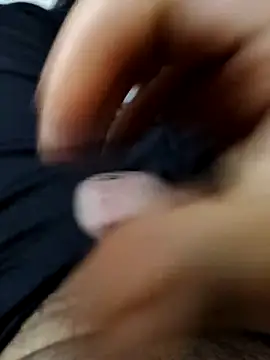 Snapshot of SplitPrestige19 chatting on 04-02-26, 08:39 SplitPrestige19 online show from 04-02-26, 08:39