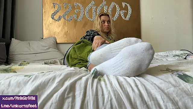 unicornsfeet online show from 05-10-26, 10:42