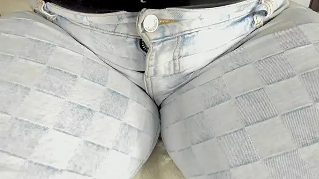 bigmom69  online show from 10-17-25, 02:08