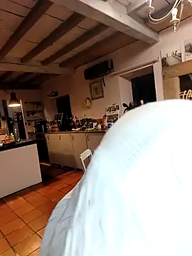 Jade Emeraud online show from 01-31-25, 06:03