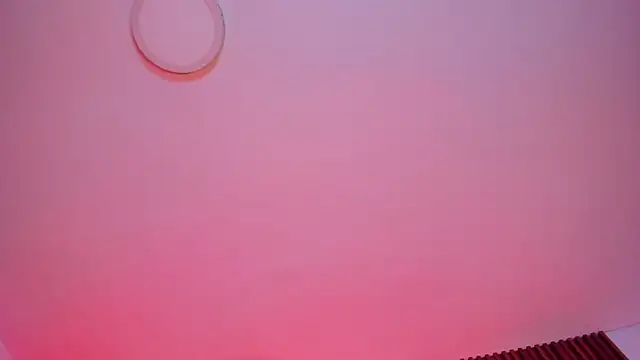 Snapshot of Emiilycollins chatting on 01-24-25, 12:42 Emiilycollins online show from 01-24-25, 12:42
