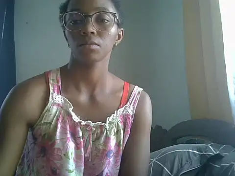 Snapshot of ElianeHot chatting on 03-28-26, 10:26 ElianeHot online show from 03-28-26, 10:26
