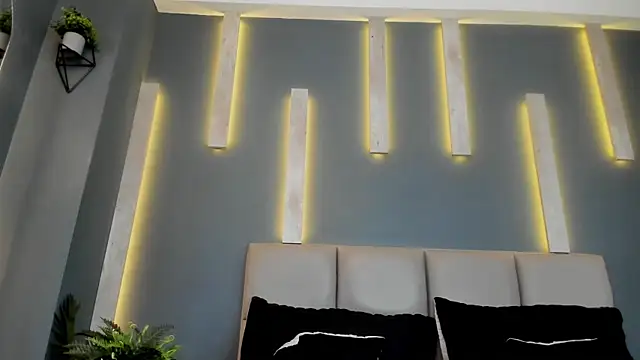 Snapshot of TomSloan_ chatting on 01-22-25, 12:06 TomSloan online show from 01-22-25, 12:06