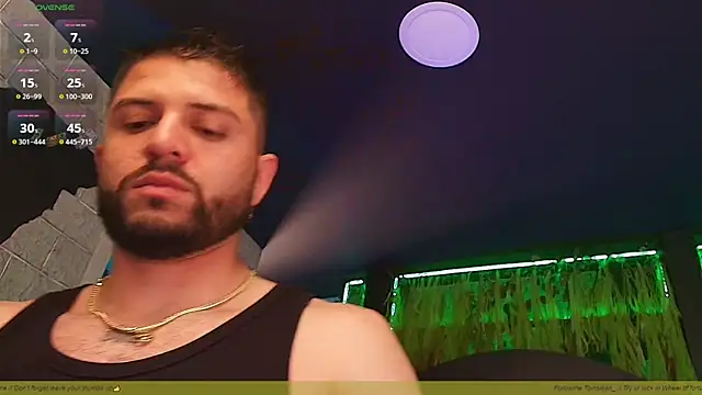 Snapshot of TomSloan_ chatting on 02-03-25, 02:34 TomSloan online show from 02-03-25, 02:34